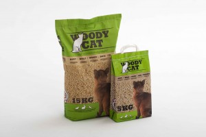 Woody-Cat-kattenbakkorrels-groot-en-klein